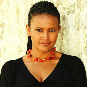 Maria De Barros资料,Maria De Barros最新歌曲,Maria De BarrosMV视频,Maria De Barros音乐专辑,Maria De Barros好听的歌