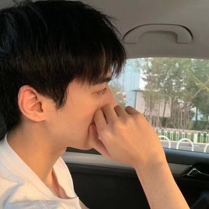 维维闲资料,维维闲最新歌曲,维维闲MV视频,维维闲音乐专辑,维维闲好听的歌