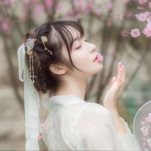 小诺、资料,小诺、最新歌曲,小诺、MV视频,小诺、音乐专辑,小诺、好听的歌