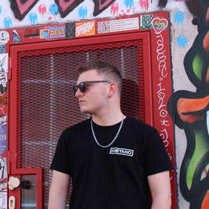 Metano资料,Metano最新歌曲,MetanoMV视频,Metano音乐专辑,Metano好听的歌