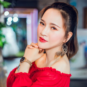 小莉莉资料,小莉莉最新歌曲,小莉莉MV视频,小莉莉音乐专辑,小莉莉好听的歌