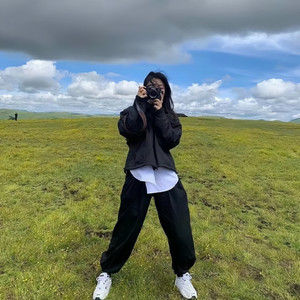 诗怡资料,诗怡最新歌曲,诗怡MV视频,诗怡音乐专辑,诗怡好听的歌