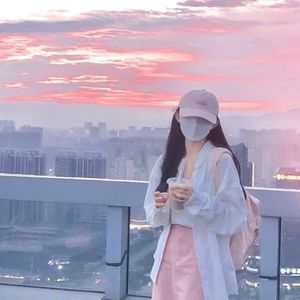 半颗甜柚资料,半颗甜柚最新歌曲,半颗甜柚MV视频,半颗甜柚音乐专辑,半颗甜柚好听的歌