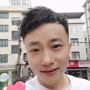 二班长资料,二班长最新歌曲,二班长MV视频,二班长音乐专辑,二班长好听的歌