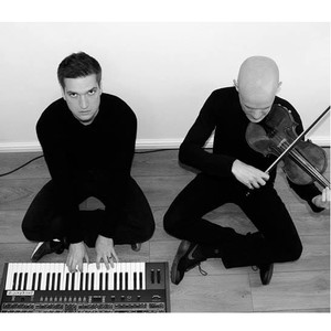 Iskra Strings资料,Iskra Strings最新歌曲,Iskra StringsMV视频,Iskra Strings音乐专辑,Iskra Strings好听的歌