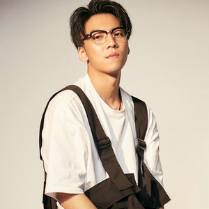 王群石资料,王群石最新歌曲,王群石MV视频,王群石音乐专辑,王群石好听的歌