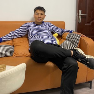 李华资料,李华最新歌曲,李华MV视频,李华音乐专辑,李华好听的歌