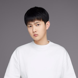 吕泽洲资料,吕泽洲最新歌曲,吕泽洲MV视频,吕泽洲音乐专辑,吕泽洲好听的歌