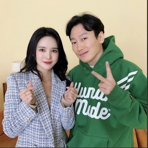 H-유진 X 미교资料,H-유진 X 미교最新歌曲,H-유진 X 미교MV视频,H-유진 X 미교音乐专辑,H-유진 X 미교好听的歌