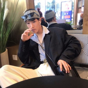 罗利杰资料,罗利杰最新歌曲,罗利杰MV视频,罗利杰音乐专辑,罗利杰好听的歌