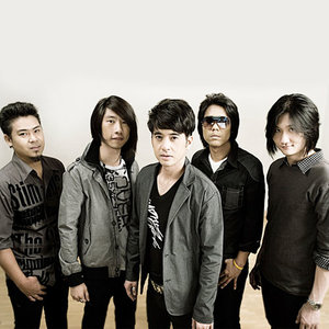 Instinct资料,Instinct最新歌曲,InstinctMV视频,Instinct音乐专辑,Instinct好听的歌