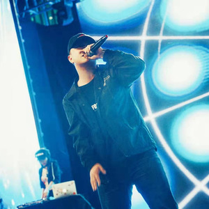 金志华资料,金志华最新歌曲,金志华MV视频,金志华音乐专辑,金志华好听的歌