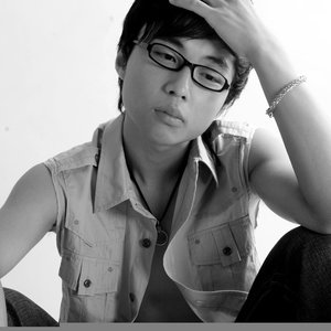 李伟资料,李伟最新歌曲,李伟MV视频,李伟音乐专辑,李伟好听的歌