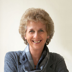 Jane Glover资料,Jane Glover最新歌曲,Jane GloverMV视频,Jane Glover音乐专辑,Jane Glover好听的歌