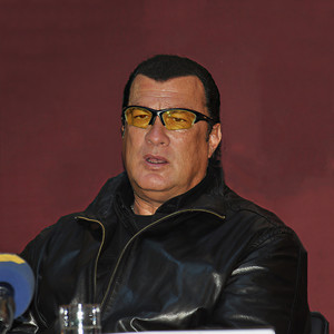 Steven Seagal资料,Steven Seagal最新歌曲,Steven SeagalMV视频,Steven Seagal音乐专辑,Steven Seagal好听的歌