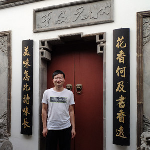 布衣卿相资料,布衣卿相最新歌曲,布衣卿相MV视频,布衣卿相音乐专辑,布衣卿相好听的歌