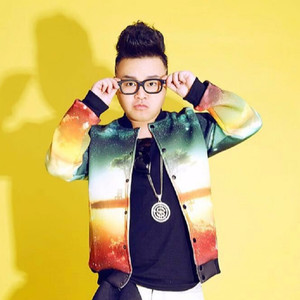 许朗笛资料,许朗笛最新歌曲,许朗笛MV视频,许朗笛音乐专辑,许朗笛好听的歌