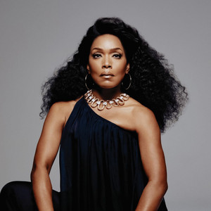 Angela Bassett