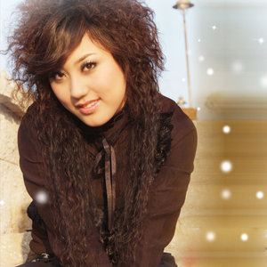 杨鲜艳资料,杨鲜艳最新歌曲,杨鲜艳MV视频,杨鲜艳音乐专辑,杨鲜艳好听的歌