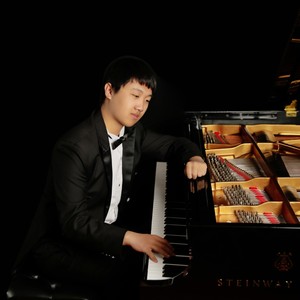 伶舟涵秋资料,伶舟涵秋最新歌曲,伶舟涵秋MV视频,伶舟涵秋音乐专辑,伶舟涵秋好听的歌