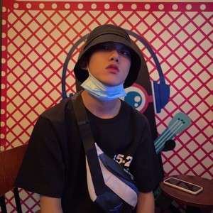 BlueSeven资料,BlueSeven最新歌曲,BlueSevenMV视频,BlueSeven音乐专辑,BlueSeven好听的歌