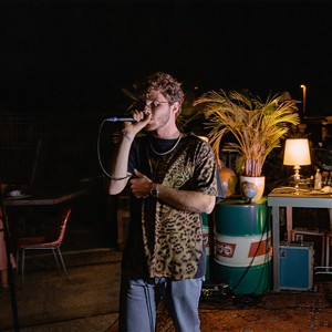 ENZO资料,ENZO最新歌曲,ENZOMV视频,ENZO音乐专辑,ENZO好听的歌