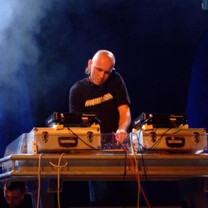 Smote资料,Smote最新歌曲,SmoteMV视频,Smote音乐专辑,Smote好听的歌