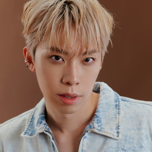 李晋玮资料,李晋玮最新歌曲,李晋玮MV视频,李晋玮音乐专辑,李晋玮好听的歌