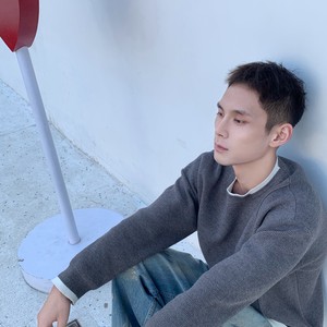 Mayer资料,Mayer最新歌曲,MayerMV视频,Mayer音乐专辑,Mayer好听的歌