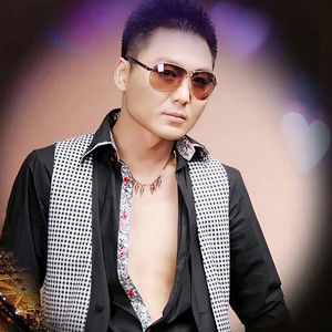 吕其明《红旗颂》