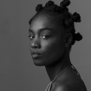 Célia Kameni资料,Célia Kameni最新歌曲,Célia KameniMV视频,Célia Kameni音乐专辑,Célia Kameni好听的歌