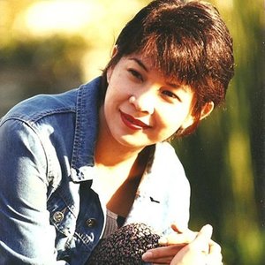 Irianti Erningpraja资料,Irianti Erningpraja最新歌曲,Irianti ErningprajaMV视频,Irianti Erningpraja音乐专辑,Irianti Erningpraja好听的歌