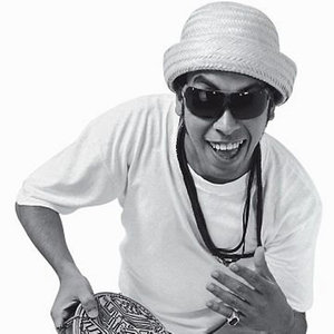 Chico Science资料,Chico Science最新歌曲,Chico ScienceMV视频,Chico Science音乐专辑,Chico Science好听的歌