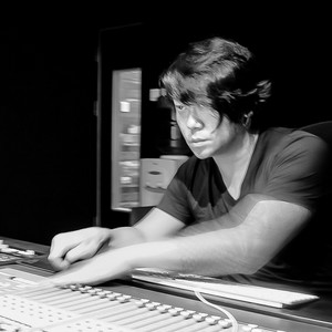 王梓资料,王梓最新歌曲,王梓MV视频,王梓音乐专辑,王梓好听的歌