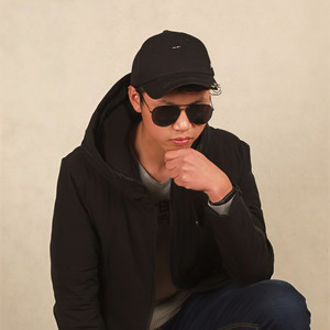 张一帆资料,张一帆最新歌曲,张一帆MV视频,张一帆音乐专辑,张一帆好听的歌