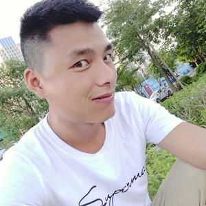 张凯柏资料,张凯柏最新歌曲,张凯柏MV视频,张凯柏音乐专辑,张凯柏好听的歌