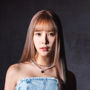 谢艾娜Rina资料,谢艾娜Rina最新歌曲,谢艾娜RinaMV视频,谢艾娜Rina音乐专辑,谢艾娜Rina好听的歌