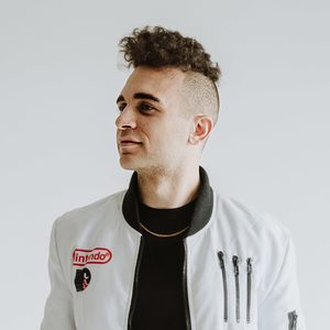 James Landino资料,James Landino最新歌曲,James LandinoMV视频,James Landino音乐专辑,James Landino好听的歌