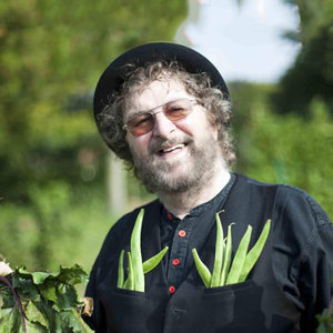 Chas Hodges