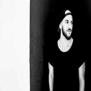 Lee Wells资料,Lee Wells最新歌曲,Lee WellsMV视频,Lee Wells音乐专辑,Lee Wells好听的歌