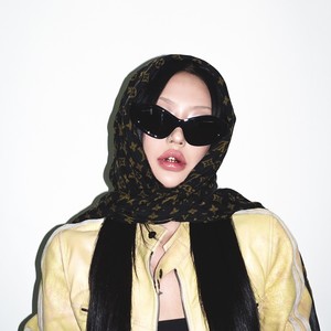 CAMO资料,CAMO最新歌曲,CAMOMV视频,CAMO音乐专辑,CAMO好听的歌