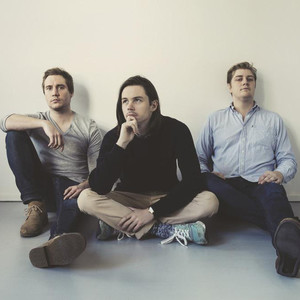 The Holidays资料,The Holidays最新歌曲,The HolidaysMV视频,The Holidays音乐专辑,The Holidays好听的歌