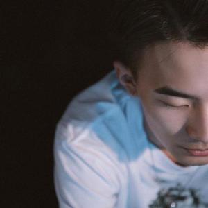 Light资料,Light最新歌曲,LightMV视频,Light音乐专辑,Light好听的歌