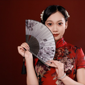 小依岸资料,小依岸最新歌曲,小依岸MV视频,小依岸音乐专辑,小依岸好听的歌