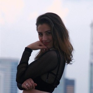 Tia Scola资料,Tia Scola最新歌曲,Tia ScolaMV视频,Tia Scola音乐专辑,Tia Scola好听的歌