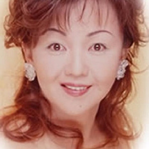 笠原由里 - りんごとピアノ