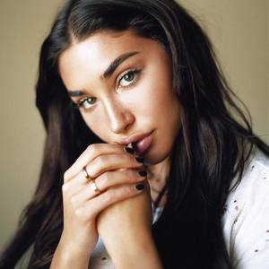 Chantel Jeffries资料,Chantel Jeffries最新歌曲,Chantel JeffriesMV视频,Chantel Jeffries音乐专辑,Chantel Jeffries好听的歌
