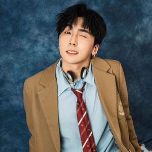 何月月资料,何月月最新歌曲,何月月MV视频,何月月音乐专辑,何月月好听的歌