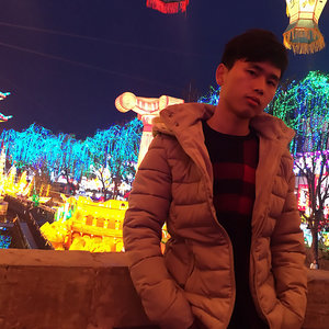 黄叔叔资料,黄叔叔最新歌曲,黄叔叔MV视频,黄叔叔音乐专辑,黄叔叔好听的歌