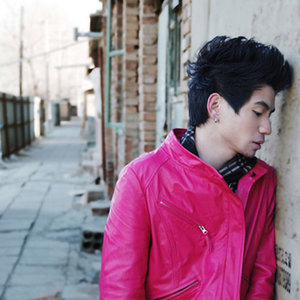 雷腾资料,雷腾最新歌曲,雷腾MV视频,雷腾音乐专辑,雷腾好听的歌